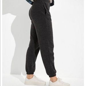 American Eagle fleece boyfriend joggers size S.